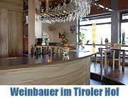 Weinbauer im Tiroler Hof mit mediterraner Terrasse in Gröbenzell (©Foto: Barbara Euler)